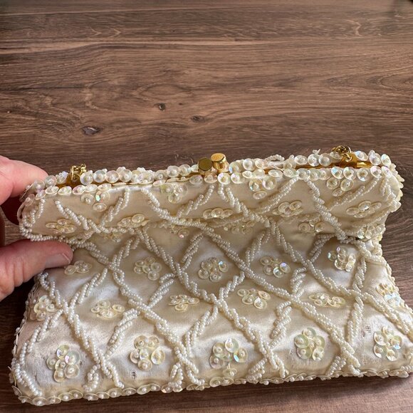 Vintage Cream Convertible Clutch Evening Bag With Sequins & Beads Hand Made - Picture 9 of 11